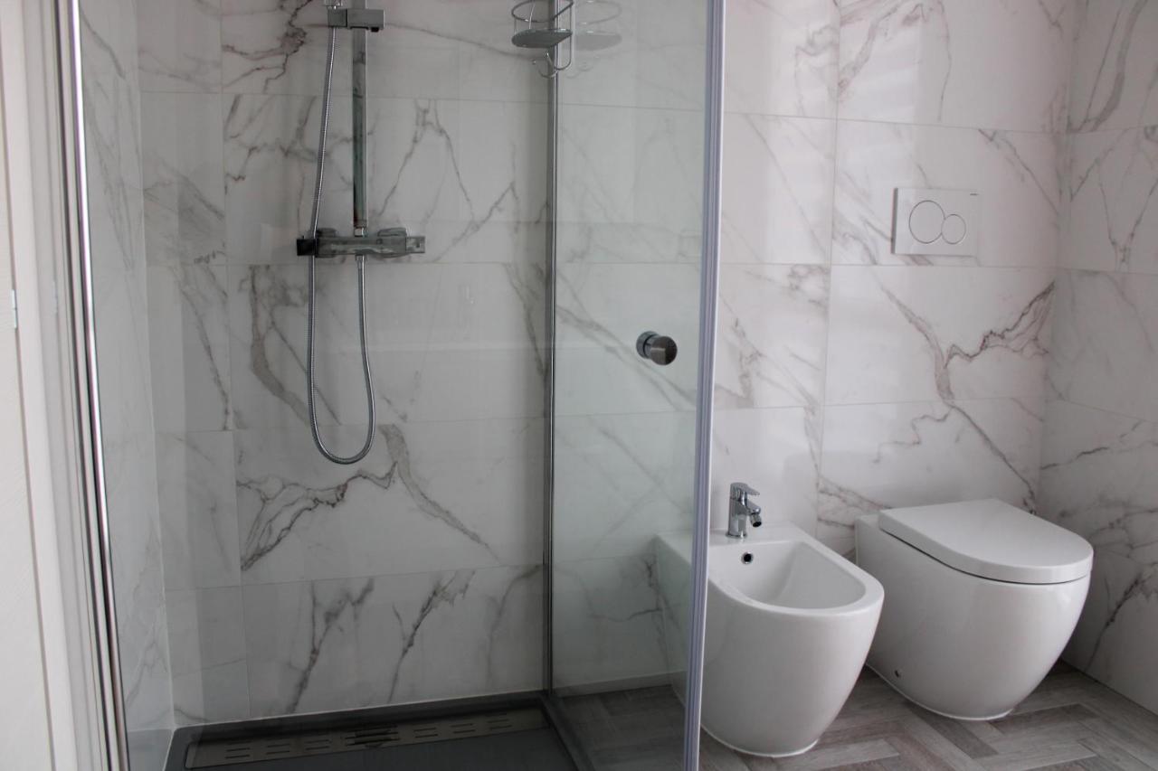 Gf Holiday Suite 3 Varazze Buitenkant foto